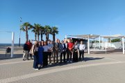 Presentación de la nueva zona de espera del autobús en la UAL