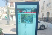 Tótem informativo instalado en Bayárcal
