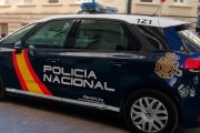 Foto de un coche de la policía nacional.