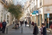Primer día de rebajas en Almería.