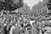 Desfile de las fuerzas nacionales del general  Queipo de Llano por el Paseo, el 1o de abril de 1939.