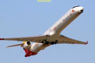 Imagen de archivo de uno de los aviones de Iberia que operan en el Aeropuerto de Almería.