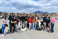 Algunos de los alumnos y profesores del IES Maestro Padilla en Pompeya, durante el viaje de estudios del pasado abril.