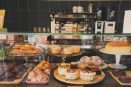 Imagen de archivo del interior de Bako Pastry en su local de Huércal de Almería.