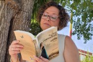 Gala Cano con su libro 'El circo de las lamentaciones'