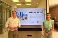 El alcalde de Vera, Alfonso García, y la teniente de alcalde, Carolina Pérez, presentan Vera Evolution.