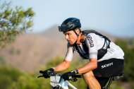 Luis León Sánchez, imparable por Sierra Cabrera para ganar la primera etapa de la Škoda Titan Desert Almería.