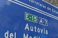 Cartel de la Autovía del Mediterráneo.