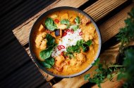 Pollo al curry.
