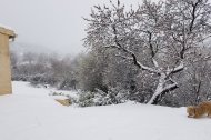 La nieve ha llegado a la provincia de Almería coincidiendo con el comienzo de esta semana.