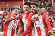 Melamed, Radovanovic y Édgar celebrando el primer gol de la tarde que llegó a los cinco minutos.
