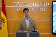 El edil de Agricultura y Medio Ambiente, Manuel Martínez, ha reclamado al Gobierno Central que ejecute las actuaciones pendientes en materia de infraestructuras hídricas