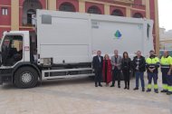 Recepción del nuevo camión del servicio de recogida de residuos de Berja.