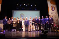 Foto de familia de la gala de los II Premios de la Mujer de LA VOZ.