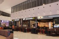 Restaurante de Macdonalds en el Centro Comercial Torrecárdenas, donde hay seis vacantes.