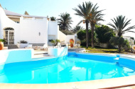 Una de las casas de lujo más caras de Almería se ubica en Almerimar.