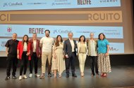 CaixaBank y Fundación Relife reúnen en Almería a mil jóvenes para formarlos contra las adicciones a sustancias y pantallas.