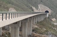 El puente y los túneles del AVE en Sorbas poco antes de que se iniciaran los trabajos de destapiado.