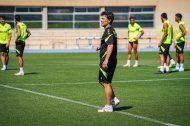 Rubi en el campo Anexo del Estadio de los Juegos Mediterráneos.