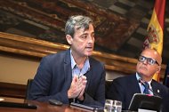 Un momento de la intervención del profesor de la UAL José Luis Caparrrós, segundo por la izquierda, en la Comisión de Despoblación y Reto Demográfico del Senado.