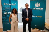 Sara Sánchez Remacha, CEO de Rusticae, y Jaume Julià, director del Área de Hoteles y Turismo de BCC-Grupo Cajamar.