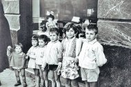 Niños de la familia Díaz, vendedores de la Plaza de Abastos. Pertenecieron a la generación de la Guerra Civil.