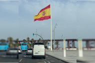 Bandera del Puerto de Almería, segunda más grande de Andalucía y primera de la provincia.