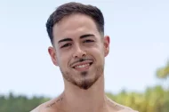 Rubén es conductor de ambulancias en Almería, donde asegura que es muy conocido entre el público femenino,