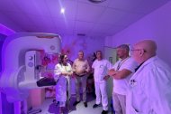 Juan de la Cruz Belmonte visita las distintas dependencias del centro hospitalario