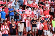 La afición del Almería sigue sorprendiendo a pesar del duro golpe que se llevó en el Play Off contra el Málaga.