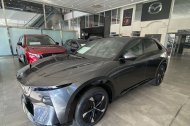 El nuevo modelo SUV eléctrico en las instalaciones de Mazda Indacentro