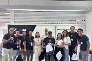 Uno de los momentos de convivencia en el circuito mundialista de Cheste