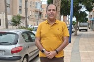 Rafael Lorca, vigilante de seguridad en el Hospital Poniente de El Ejido desde hace casi 30 años.