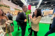La alcaldesa ha anunciado el inicio de la tercera fase en el marco de Fruit Attraction.