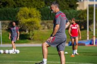 García Pimienta en el Anexo del Estadio de los Juegos Mediterráneos.