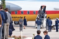 En 1968, los fotógrafos de la prensa iban al aeropuerto a retratar a los primeros viajeros que llegaban en avión desde Madrid.