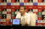 Albert Celades en su última rueda de prensa como técnico amarillo.