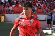 Nico Melamed para durante un tiempo indefinido por un edema óseo en la rodilla y se pierde un tramo clave de la temporada.