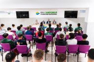 El consejero de Agricultura, Pesca, Agua y Desarrollo Rural, Ramón Fernández-Pacheco, ha visitado la Escuela Familiar Agraria EFA Campomar, Roquetas de Mar