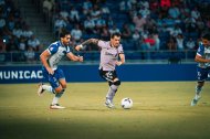 Álex Sola volverá a disfrutar del fútbol defendiendo al Almería.