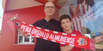 Los aficionados del Almería dan el sí al Almería y han cerrado una magnífica campaña de renovación de abonos.