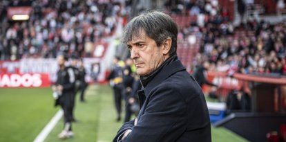 Pacheta se harta de tantos insultos y pide protección y respeto.