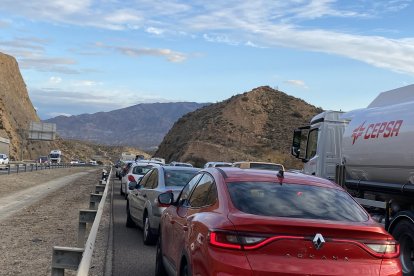 Retenciones en la A7.