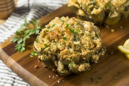Alcachofas rellenas caseras (Imagen: Depositphotos).