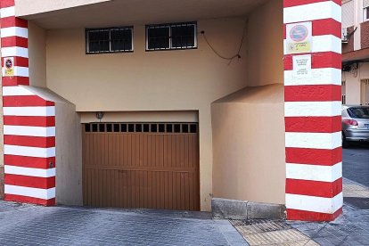 Acceso a las plazas de garaje.