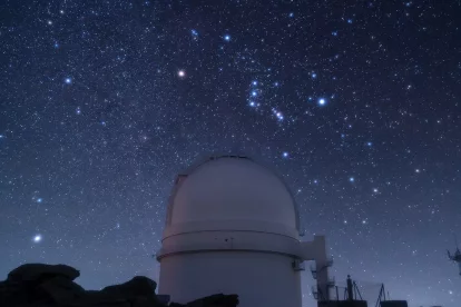 Vista nocturna de Calar Alto