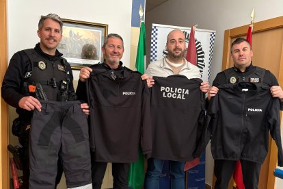 Nuevos uniformes para la Policía Local de Huércal-Overa.