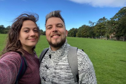 Franto Ojeda junto a la cantante María Villalón.