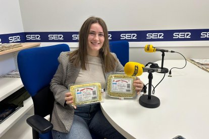 Miriam Sáez es una de las responsables de Migas el Castillico, elaboradas en Lubrín de forma tradicional.