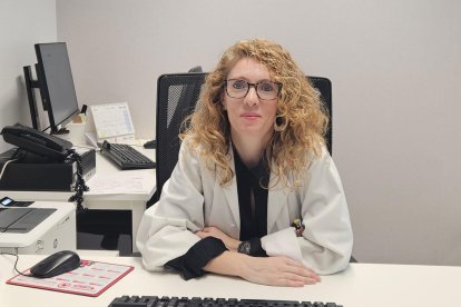 Sonia Martínez, facultativa especialista en ginecología en el Hospital Materno Infantil de Almería y una de las responsables de la consulta de endometriosis del centro.